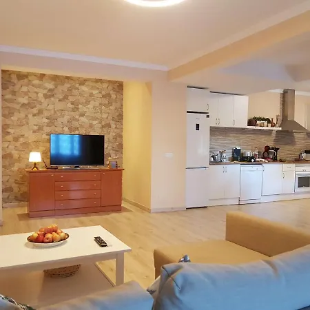Con Piscina Holiday home *